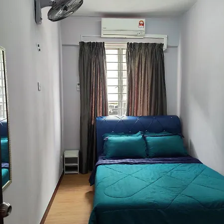 Fayyadh Homestay Selayang - 3 Bilik 2 Bilik Air -Malay Only Batu Caves Luaran gambar